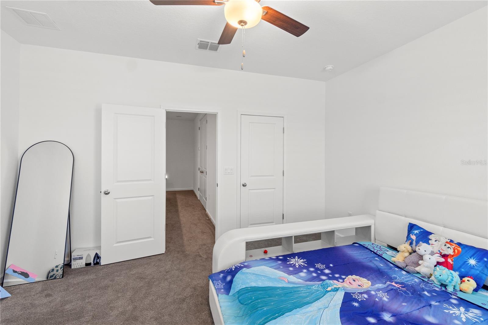 LAKESIDE/HAMLIN - Residential