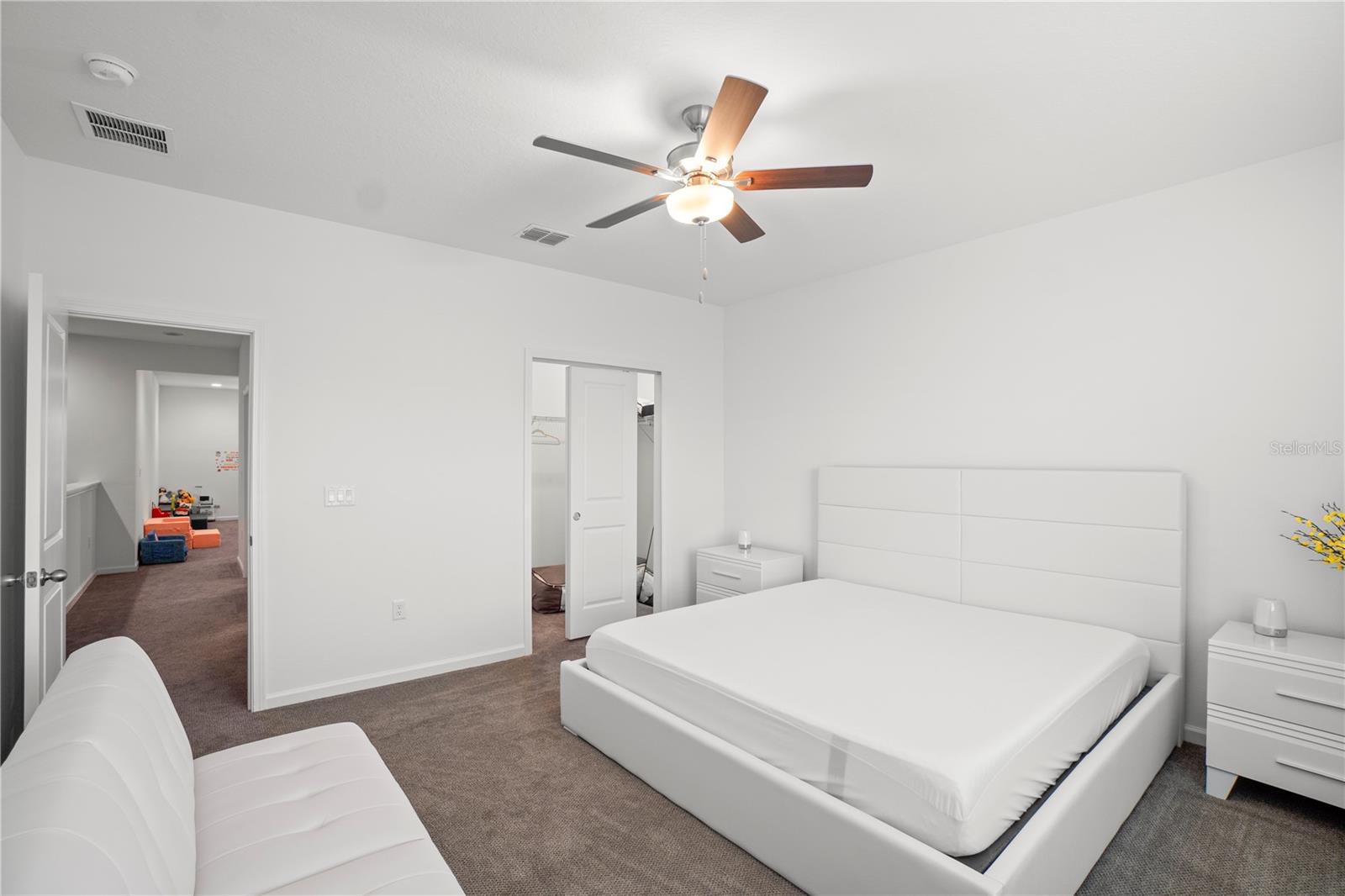 LAKESIDE/HAMLIN - Residential