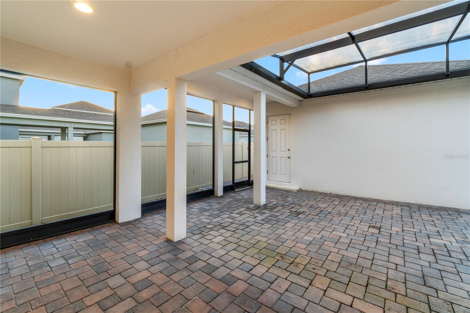 LAKESIDE/HAMLIN - Residential