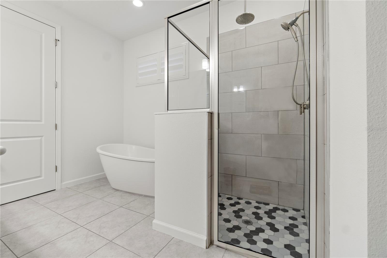 LAKESIDE/HAMLIN - Residential