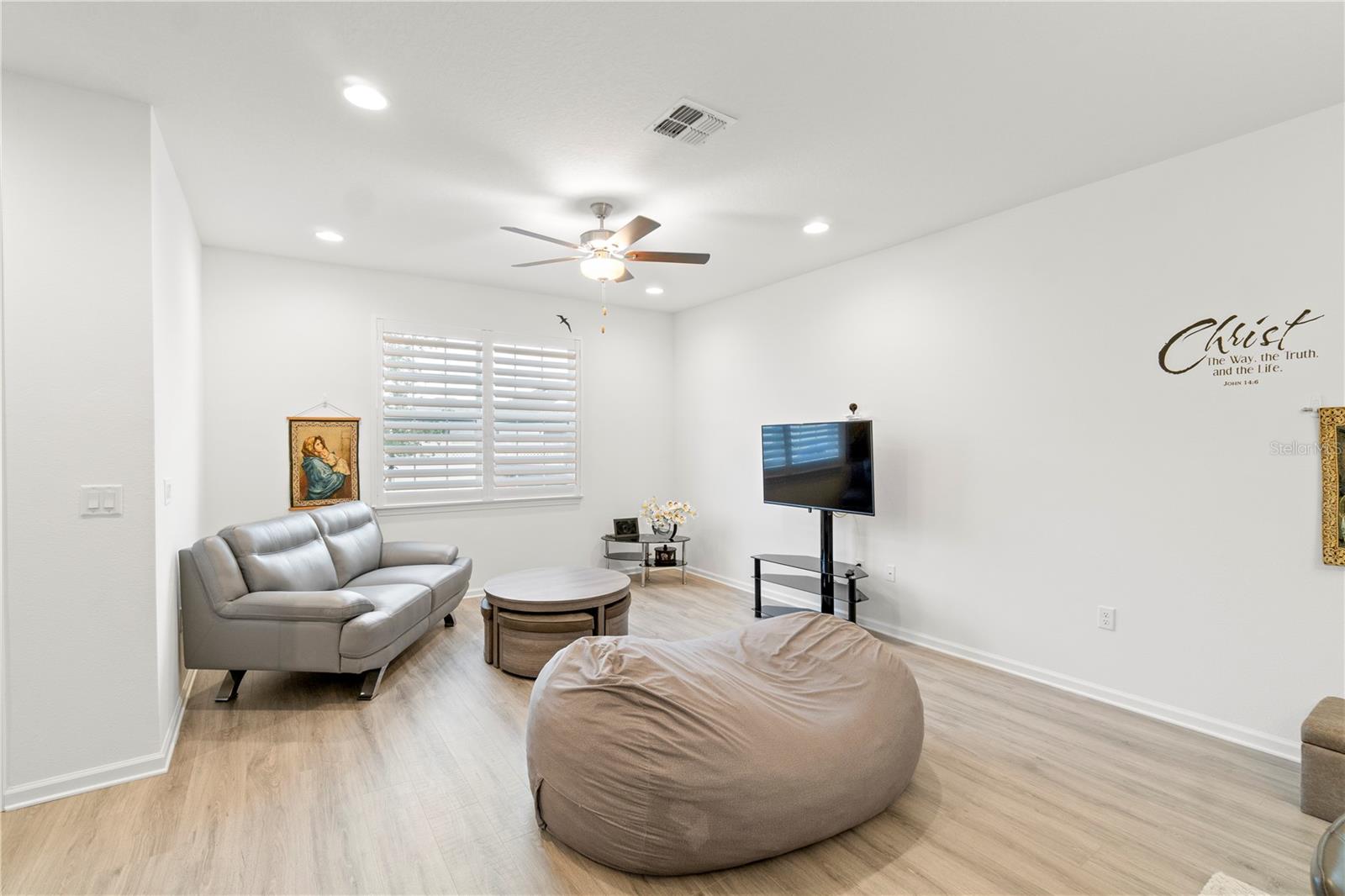 LAKESIDE/HAMLIN - Residential