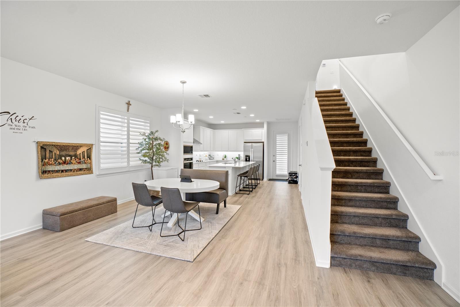 LAKESIDE/HAMLIN - Residential