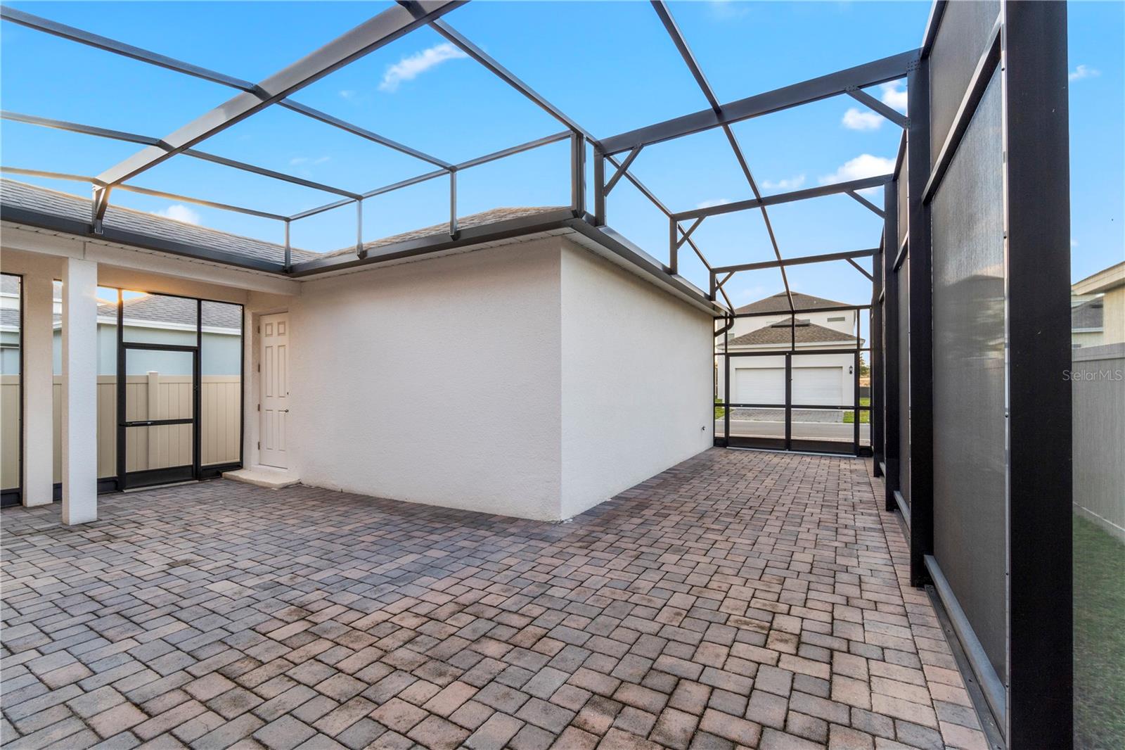 LAKESIDE/HAMLIN - Residential