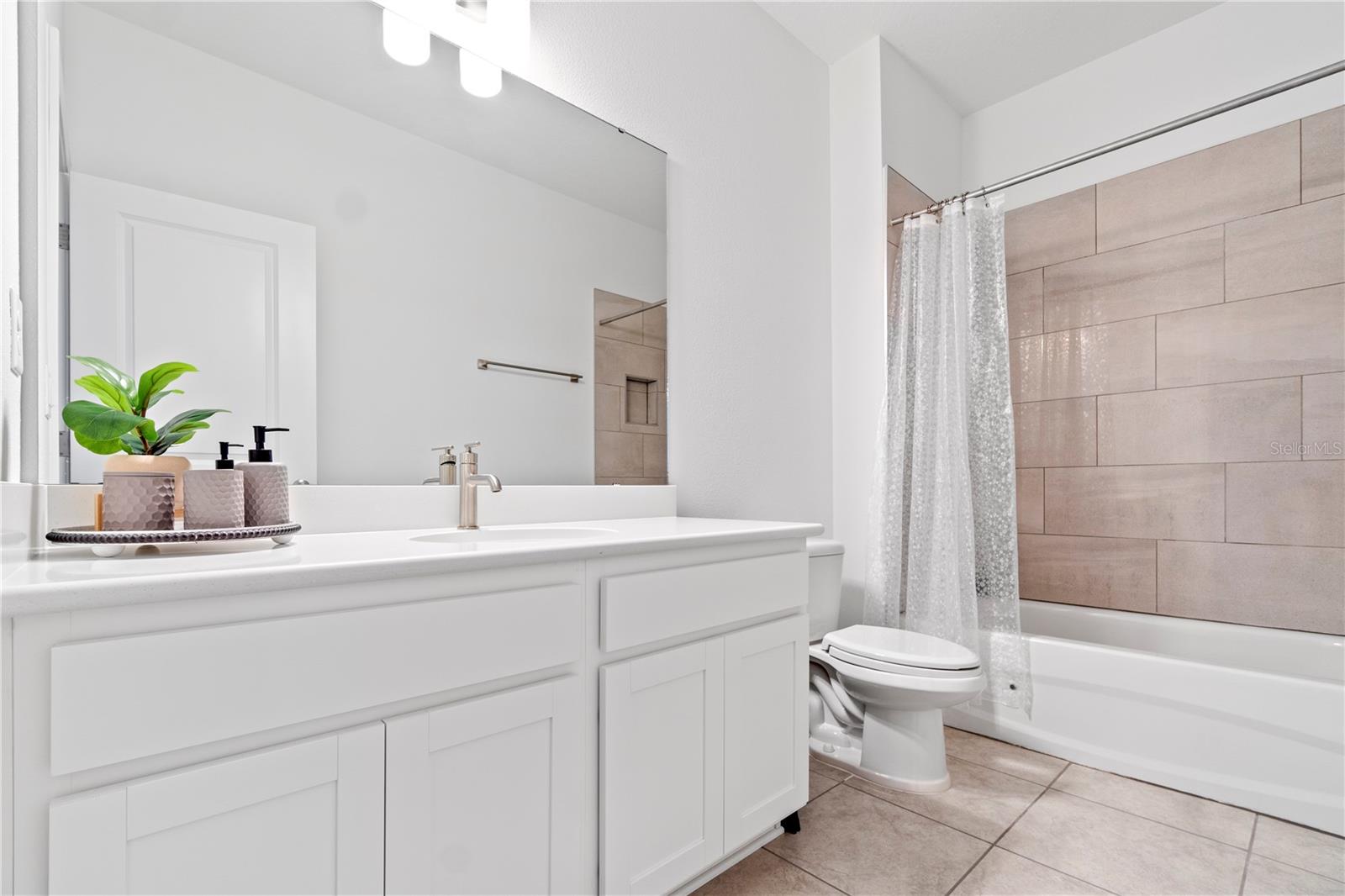 LAKESIDE/HAMLIN - Residential