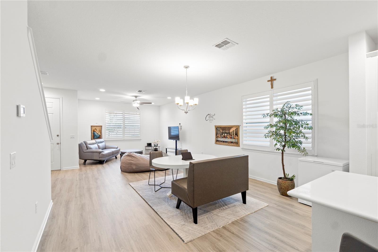 LAKESIDE/HAMLIN - Residential