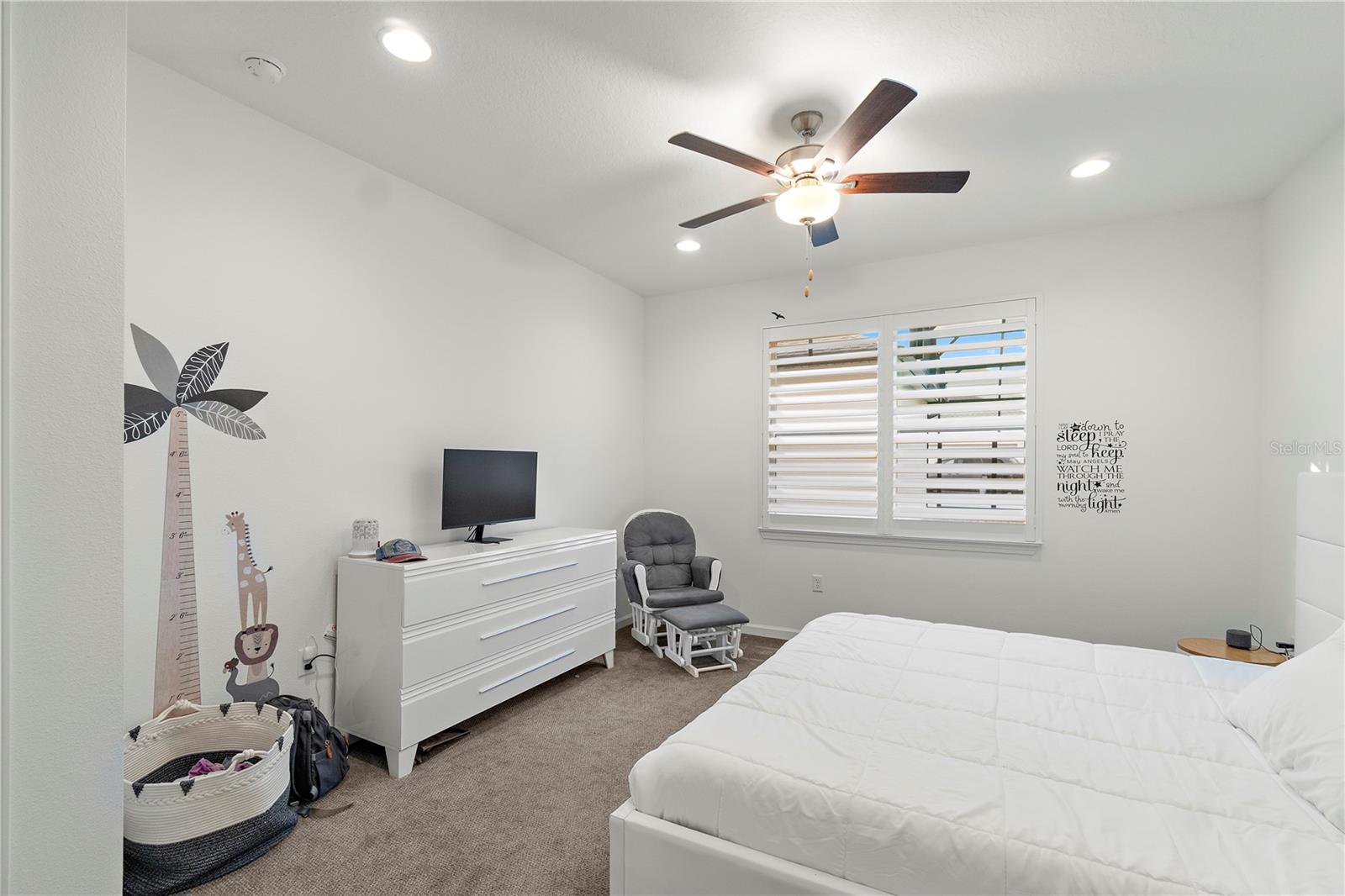 LAKESIDE/HAMLIN - Residential