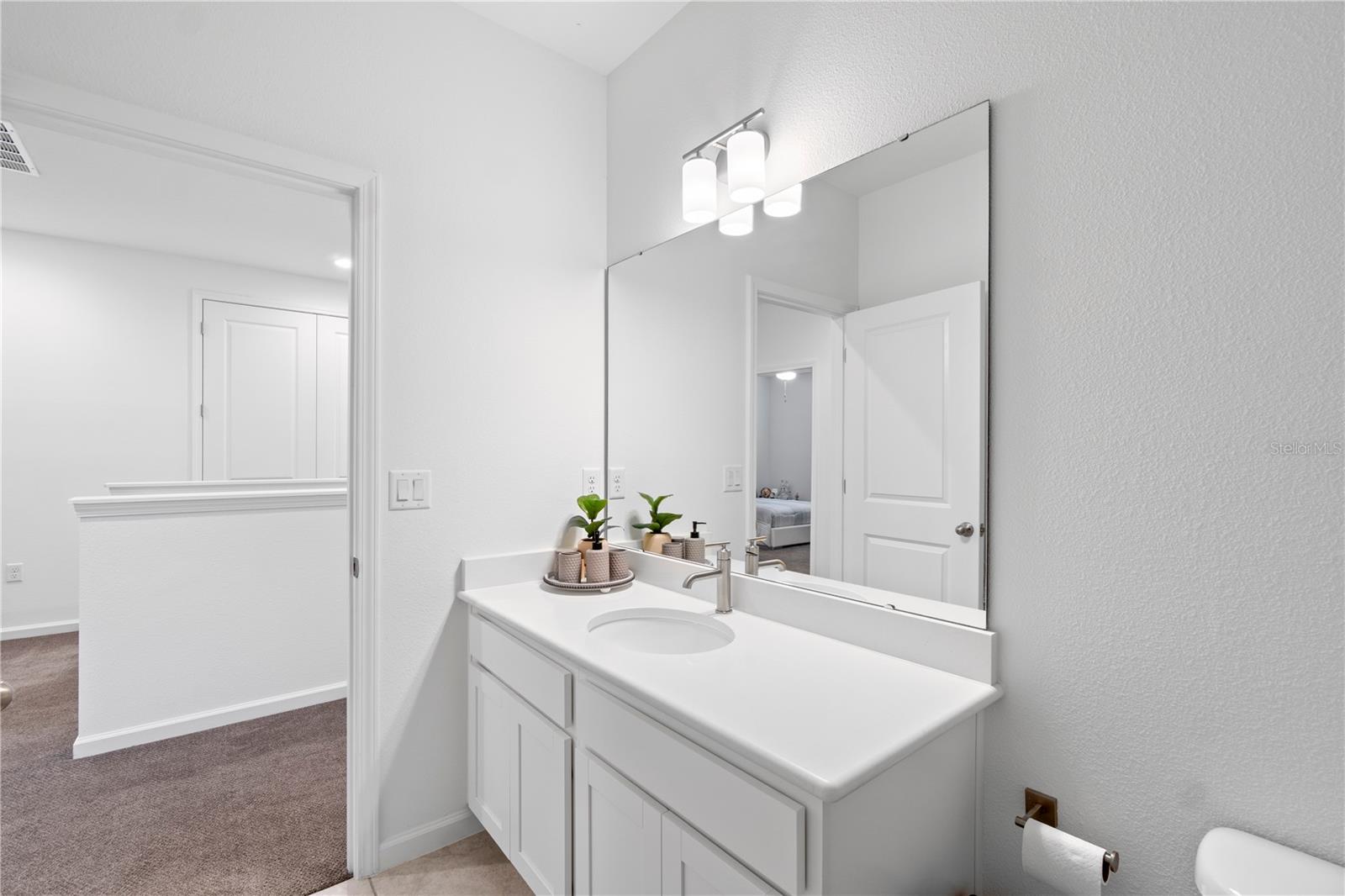 LAKESIDE/HAMLIN - Residential