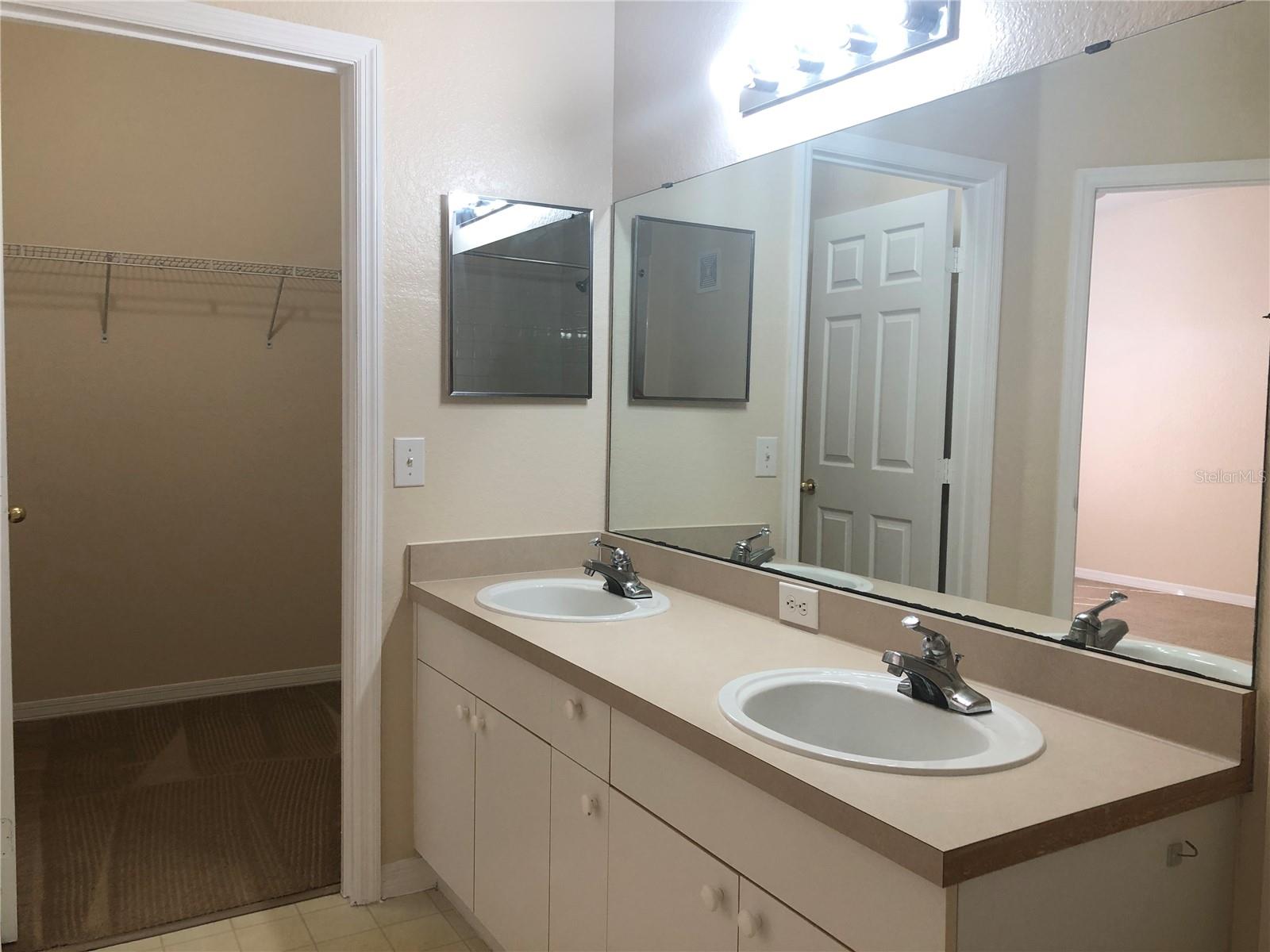 MOSAIC AT MILLENIA A CONDO - Residential Lease