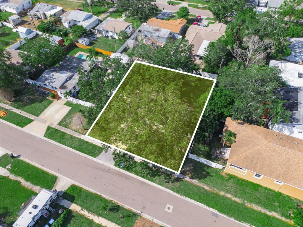 Photo of 125 80th Avenue N, St Petersburg, FL 33702 (MLS # K4903441)