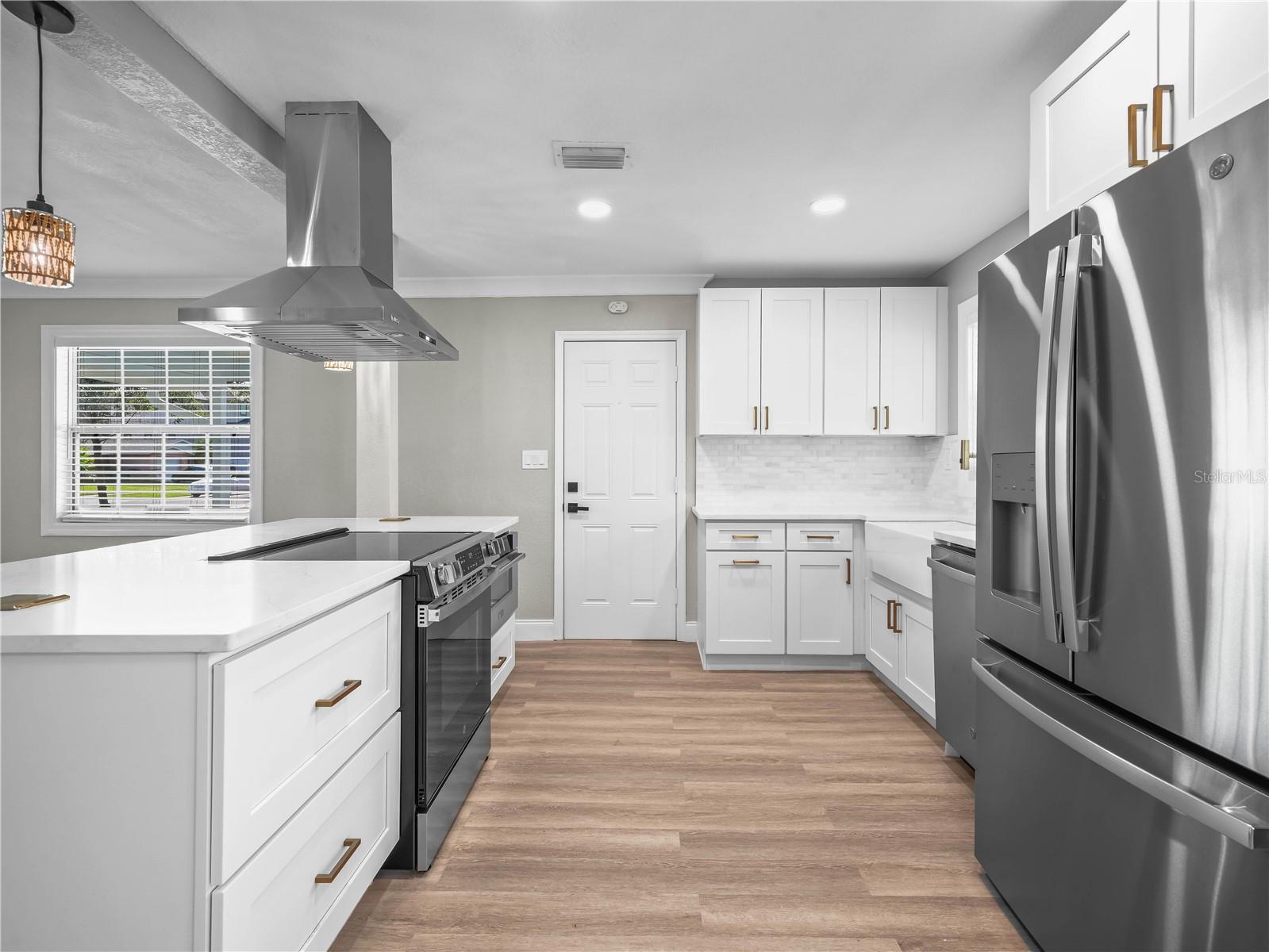 RIO VISTA BLK 3 LTS 12 TO 16 REP - Residential