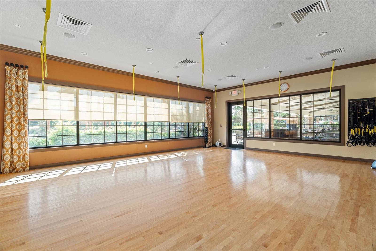 HIGHLAND RANCH ESPLANADE - Residential