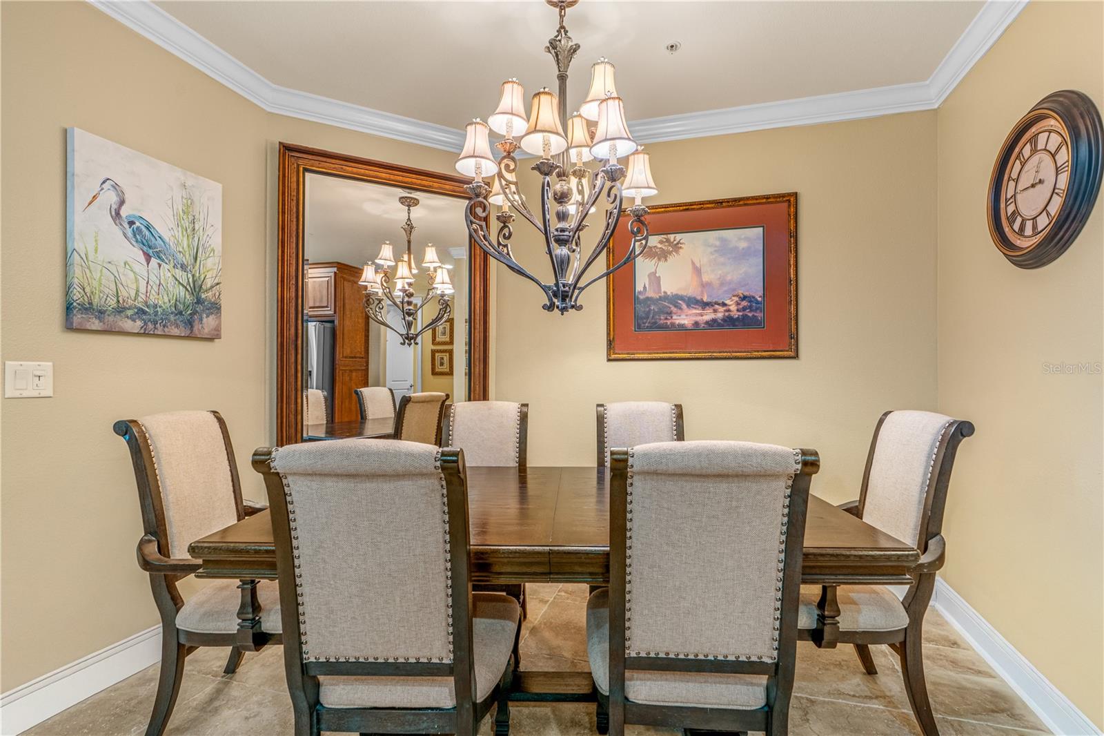 OCEANSIDE BEVERLY BEACH CONDO - Residential
