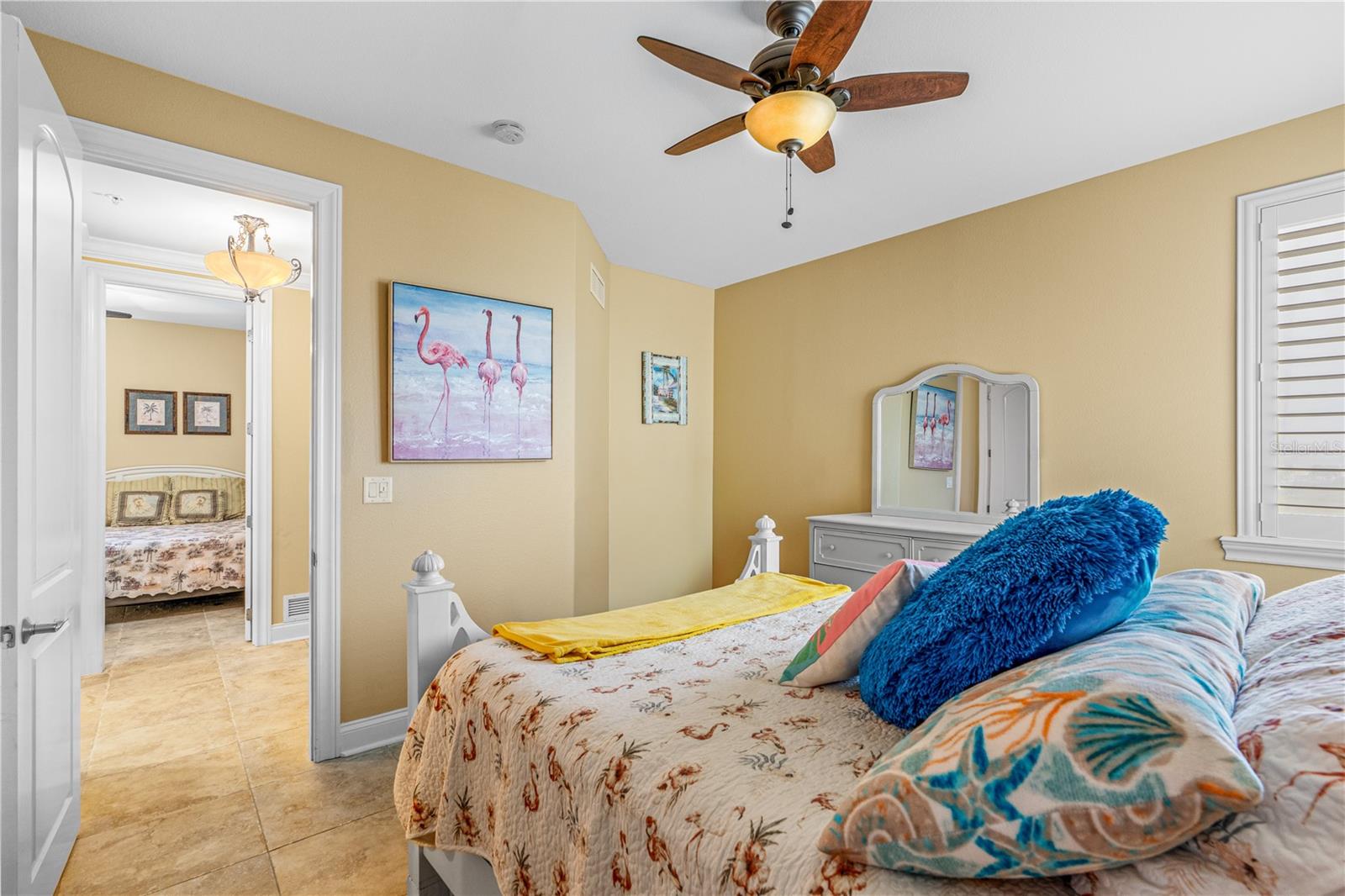 OCEANSIDE BEVERLY BEACH CONDO - Residential