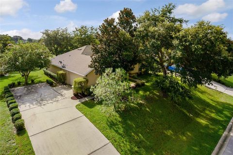 A home in EUSTIS