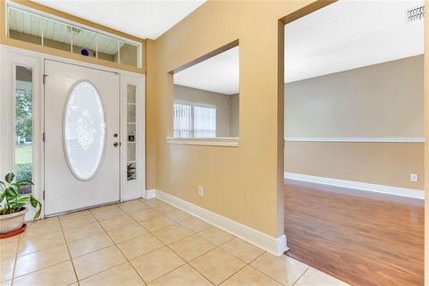 A home in EUSTIS