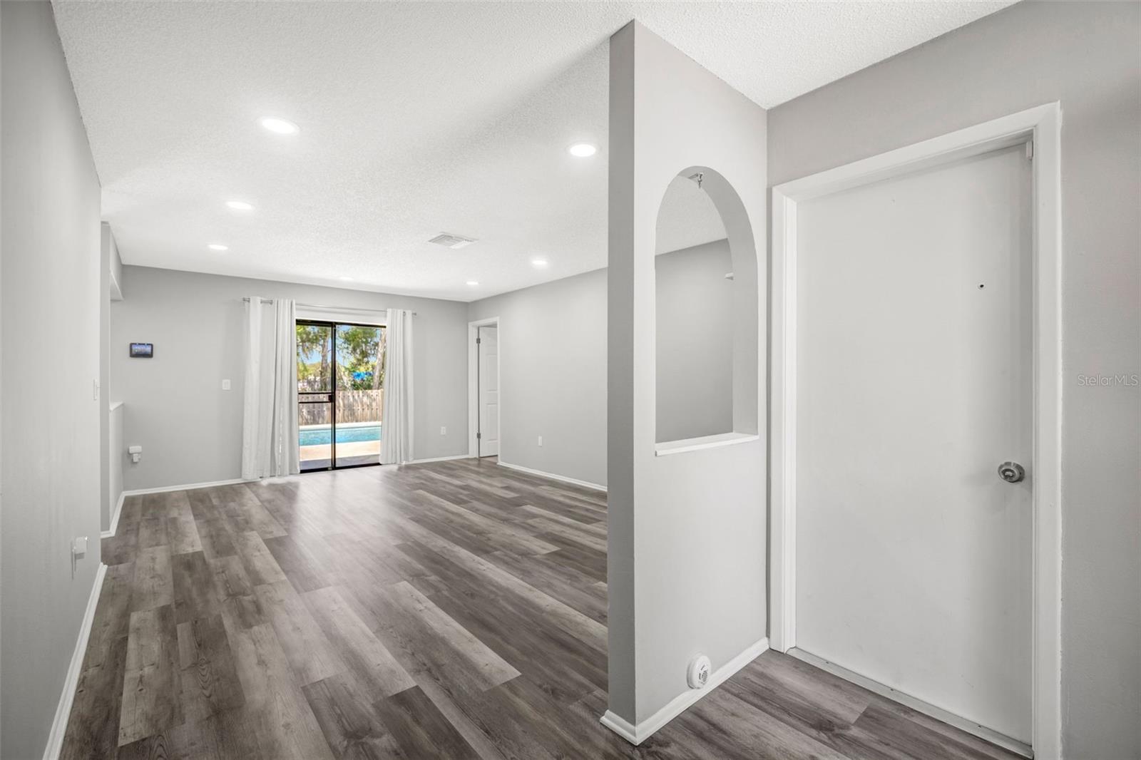 SPRING HILL - Residential