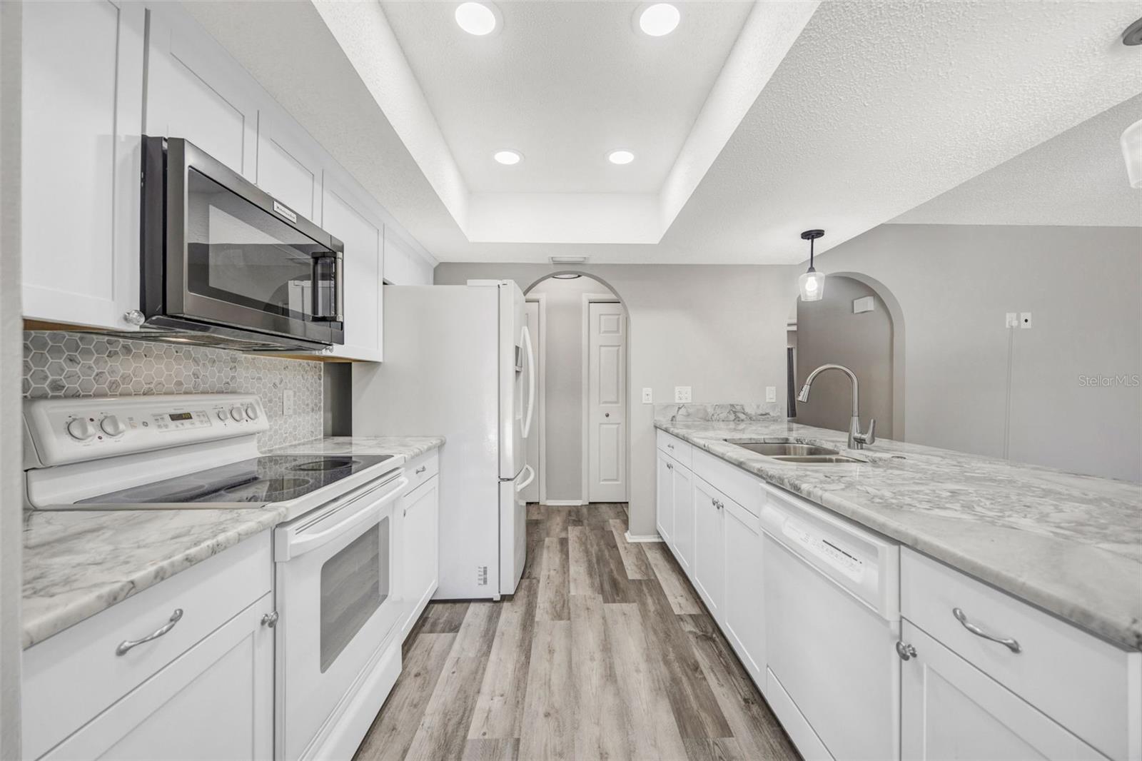 SPRING HILL - Residential