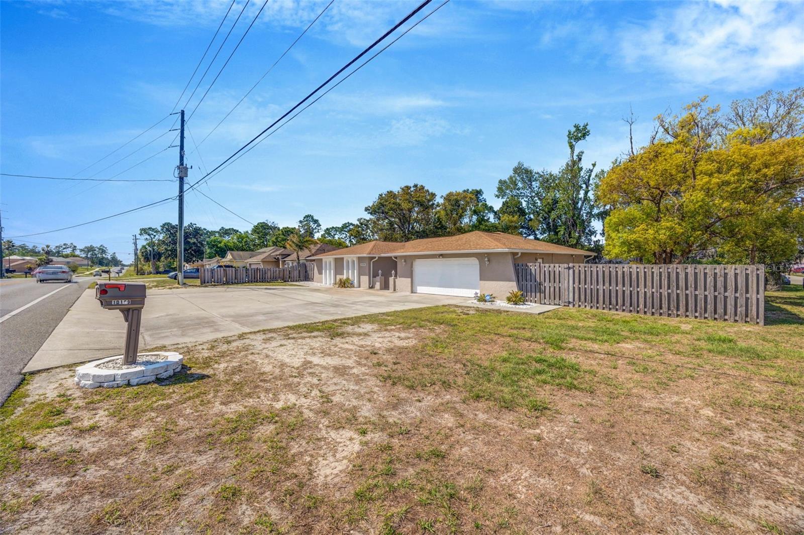 SPRING HILL - Residential