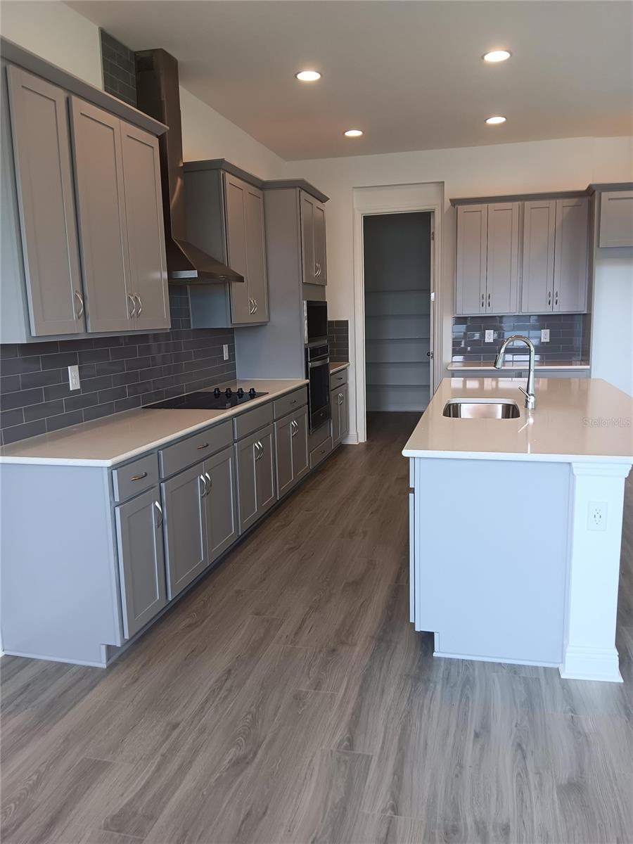 18730 PLANETREE STREET