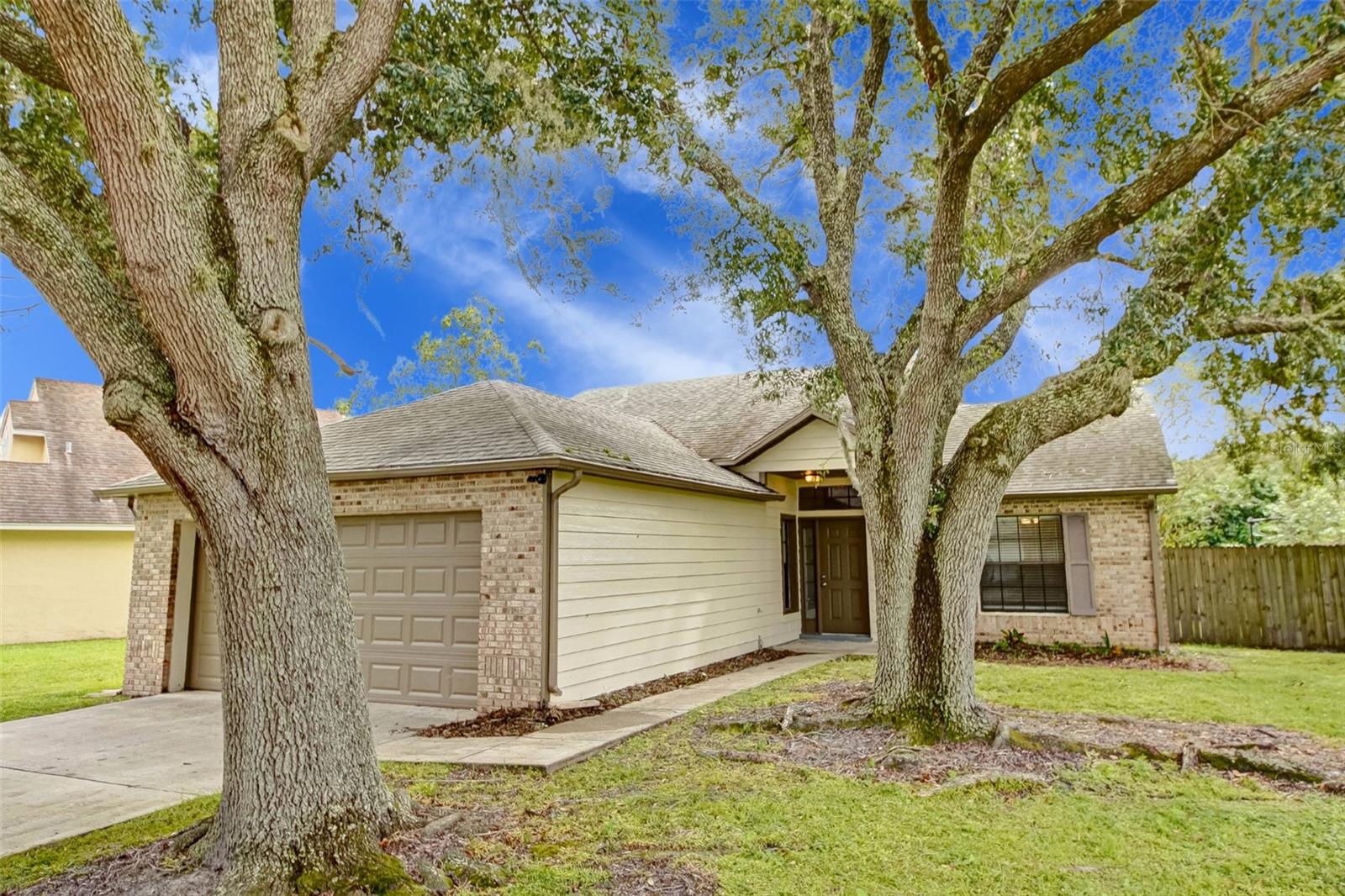 ALAFAYA WOODS PH 16 - Residential