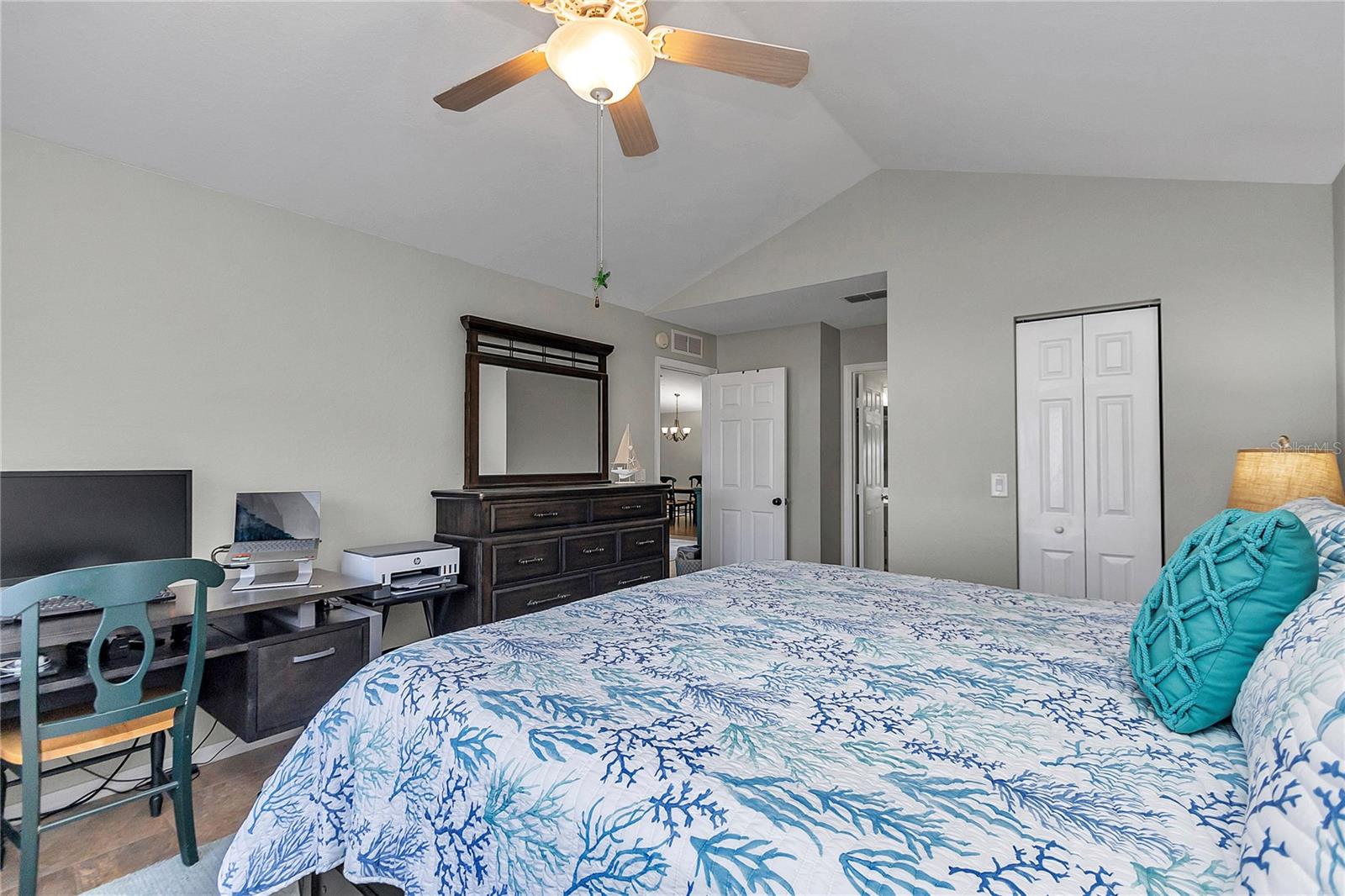 OAK RUN LINKSIDE - Residential