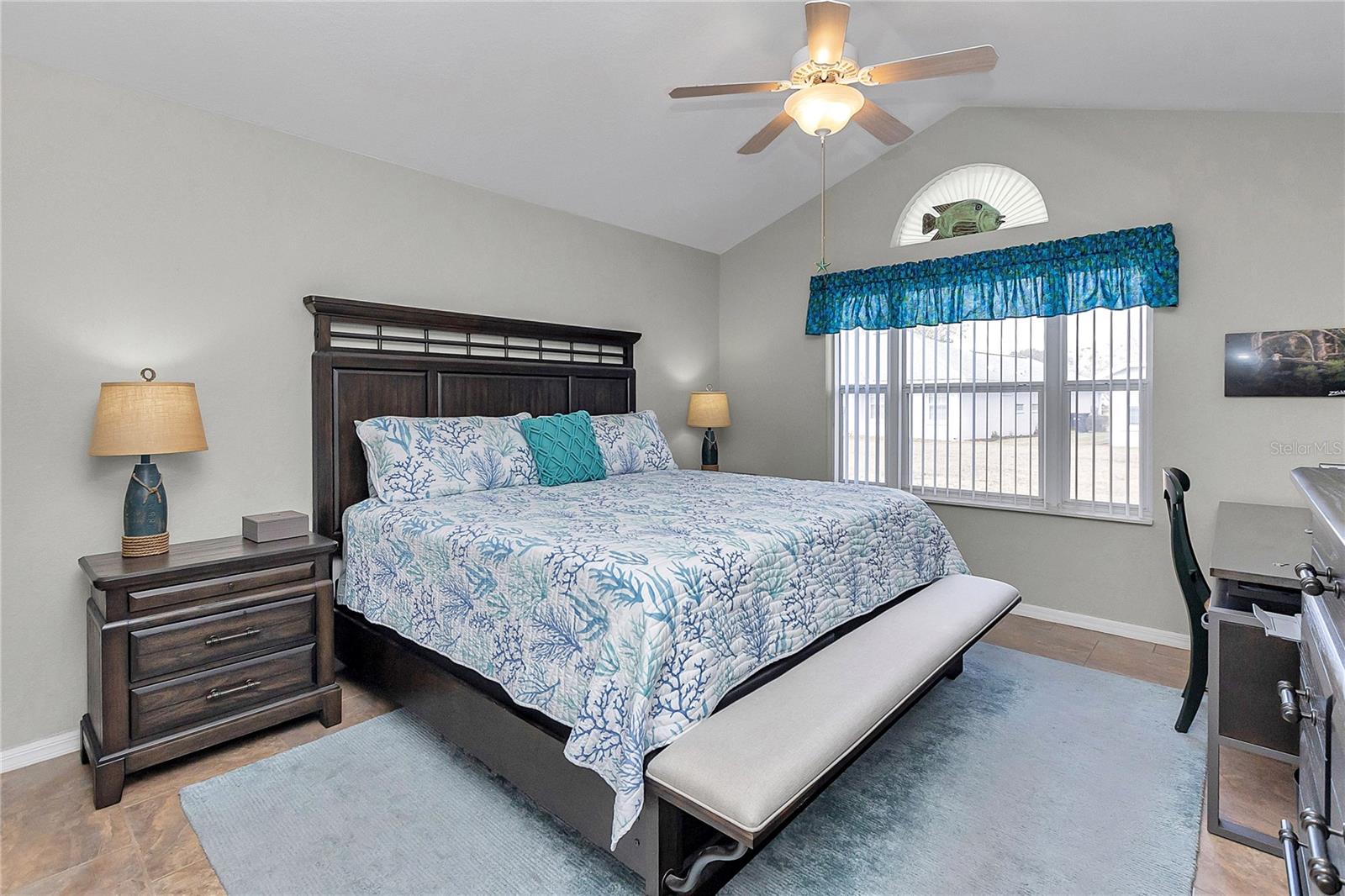 OAK RUN LINKSIDE - Residential