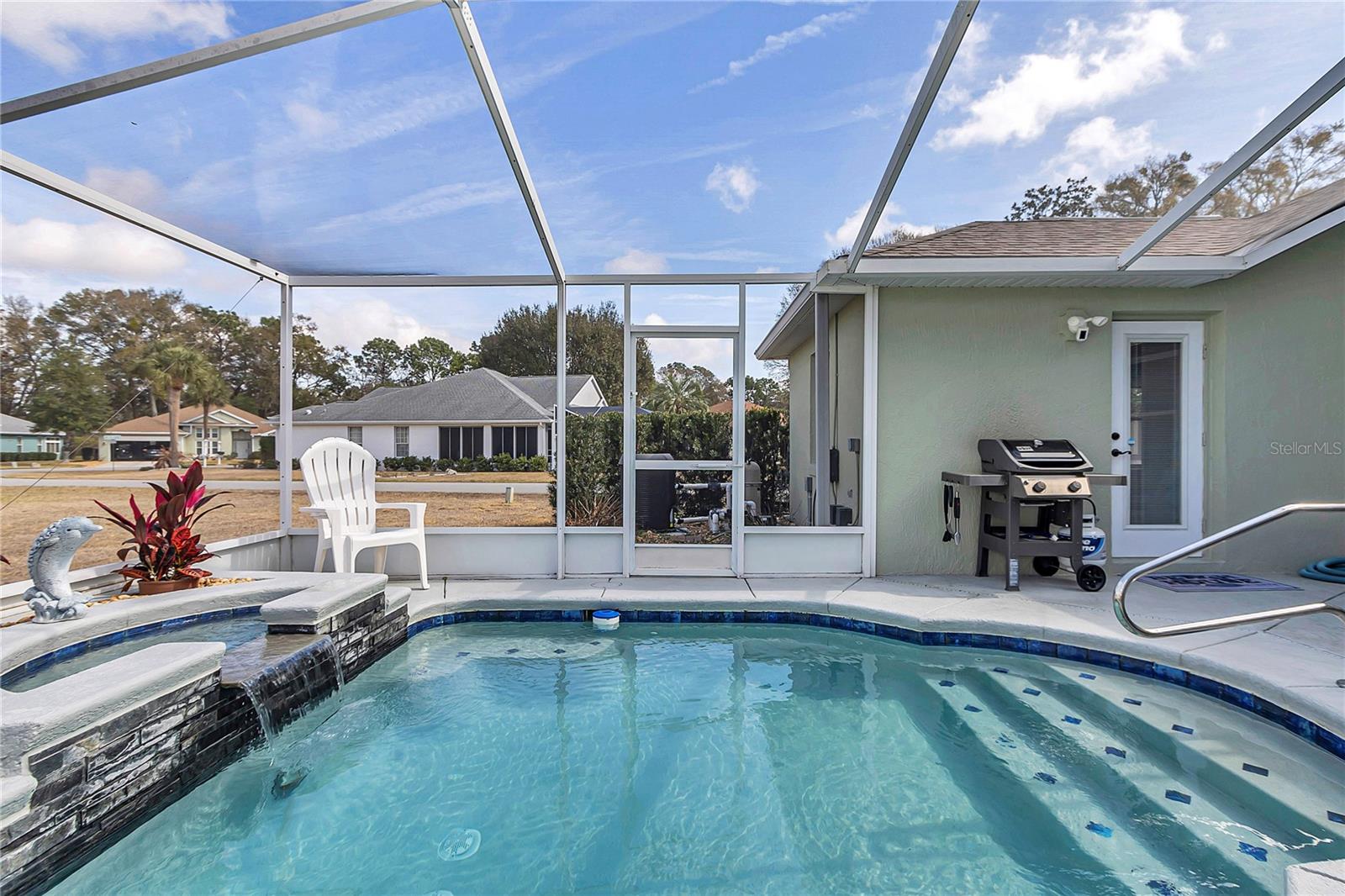 OAK RUN LINKSIDE - Residential