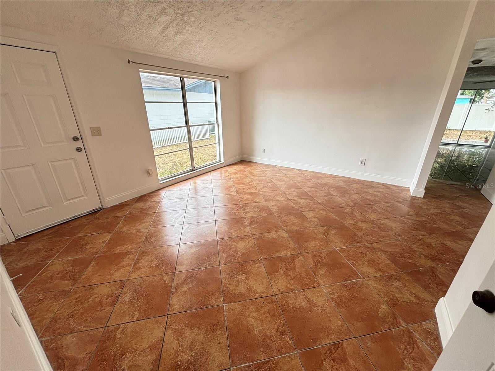 10101 SPRINGTREE COURT