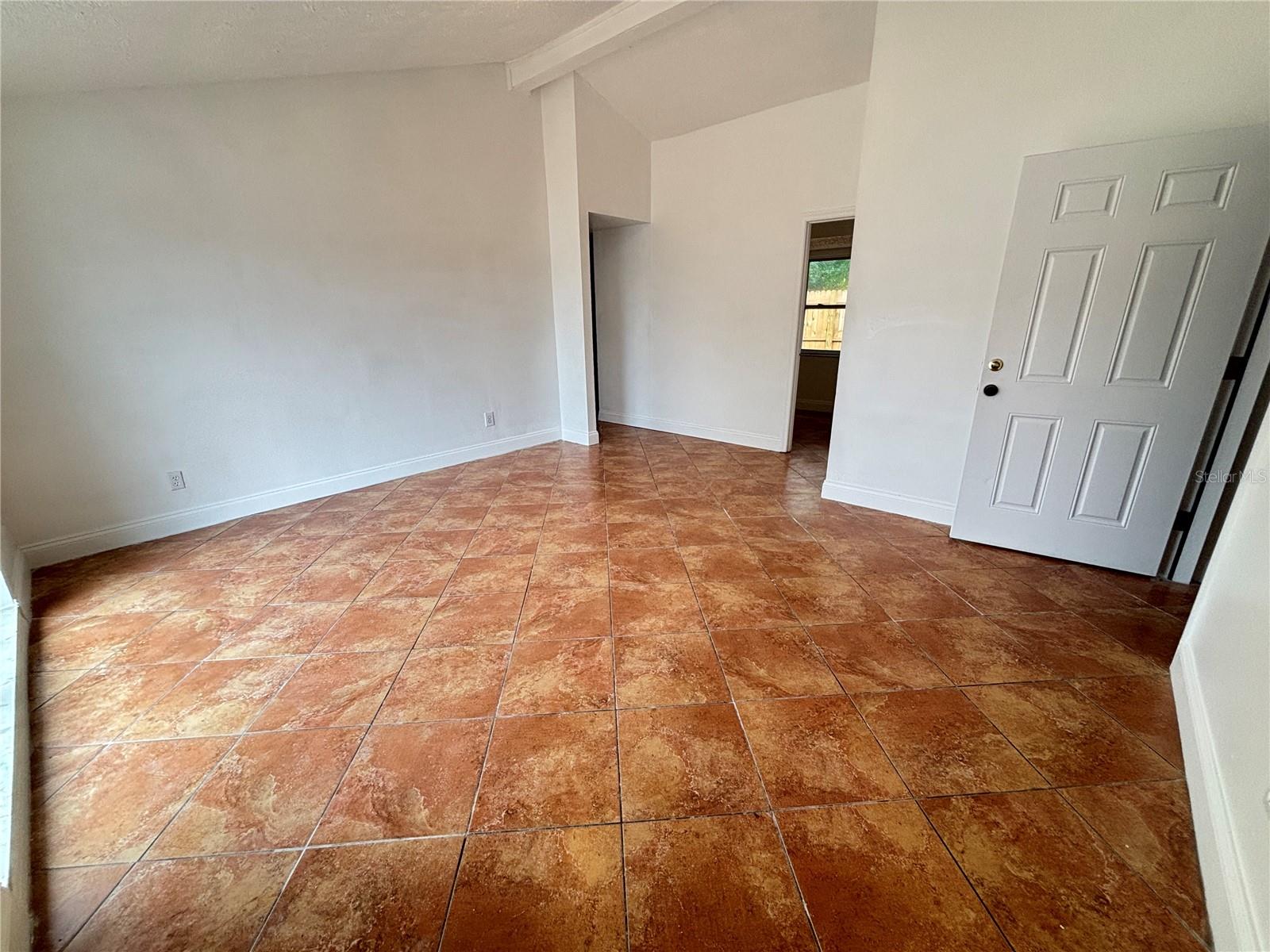 10101 SPRINGTREE COURT