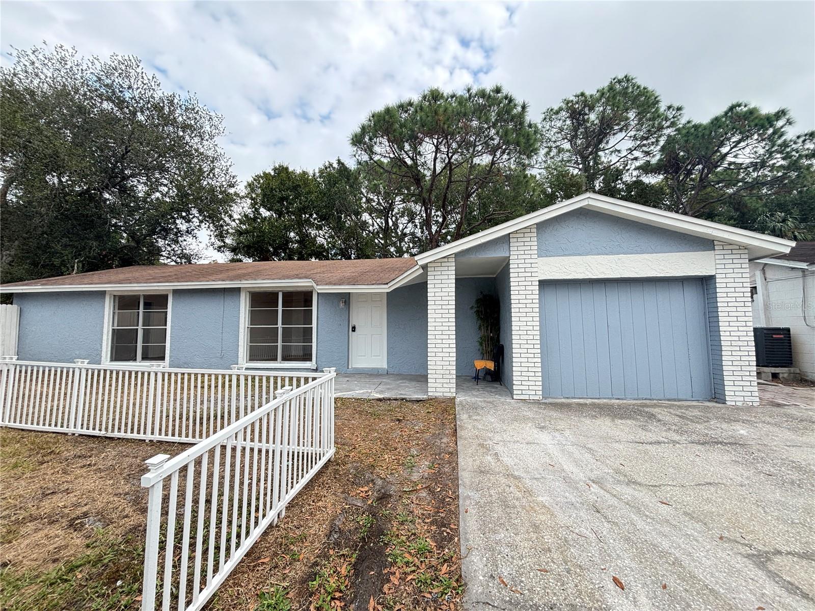 10101 SPRINGTREE COURT