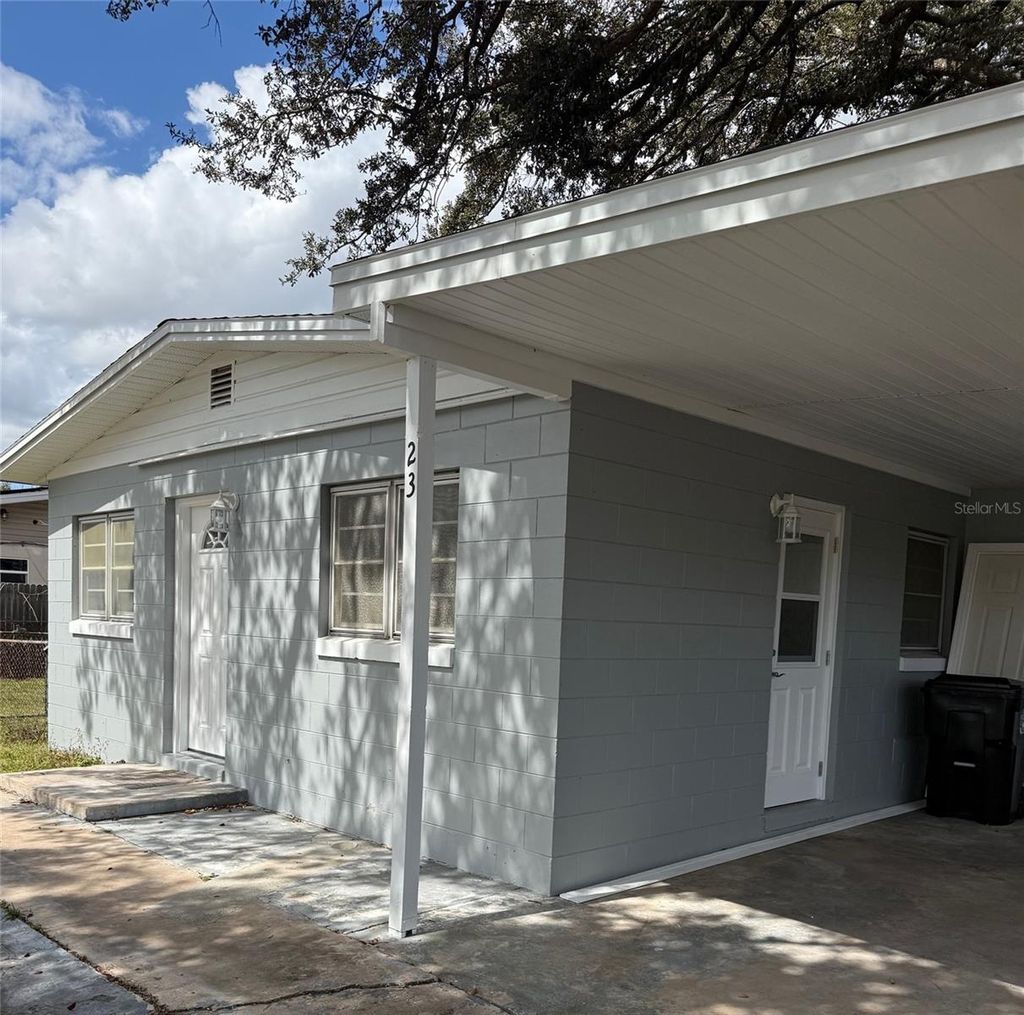 Photo of 23 E Skylark Street, Apopka, FL 32712 (MLS # G5109064)