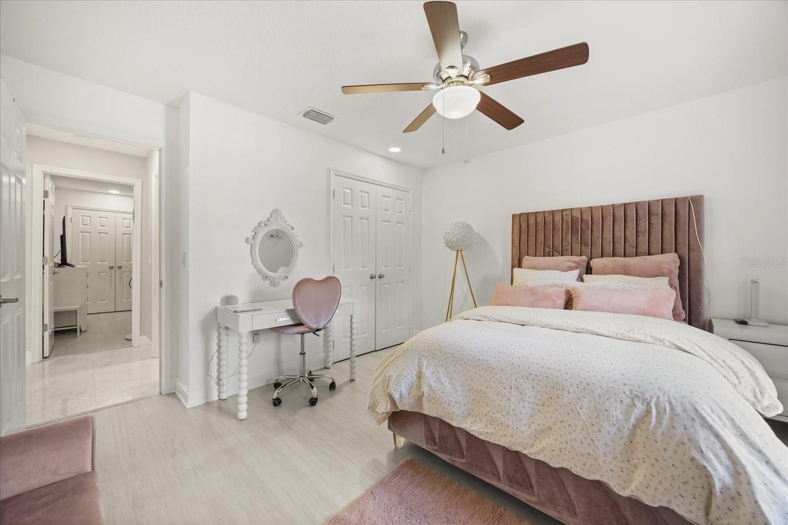 BAY VISTA ESTATES - Residential Lease