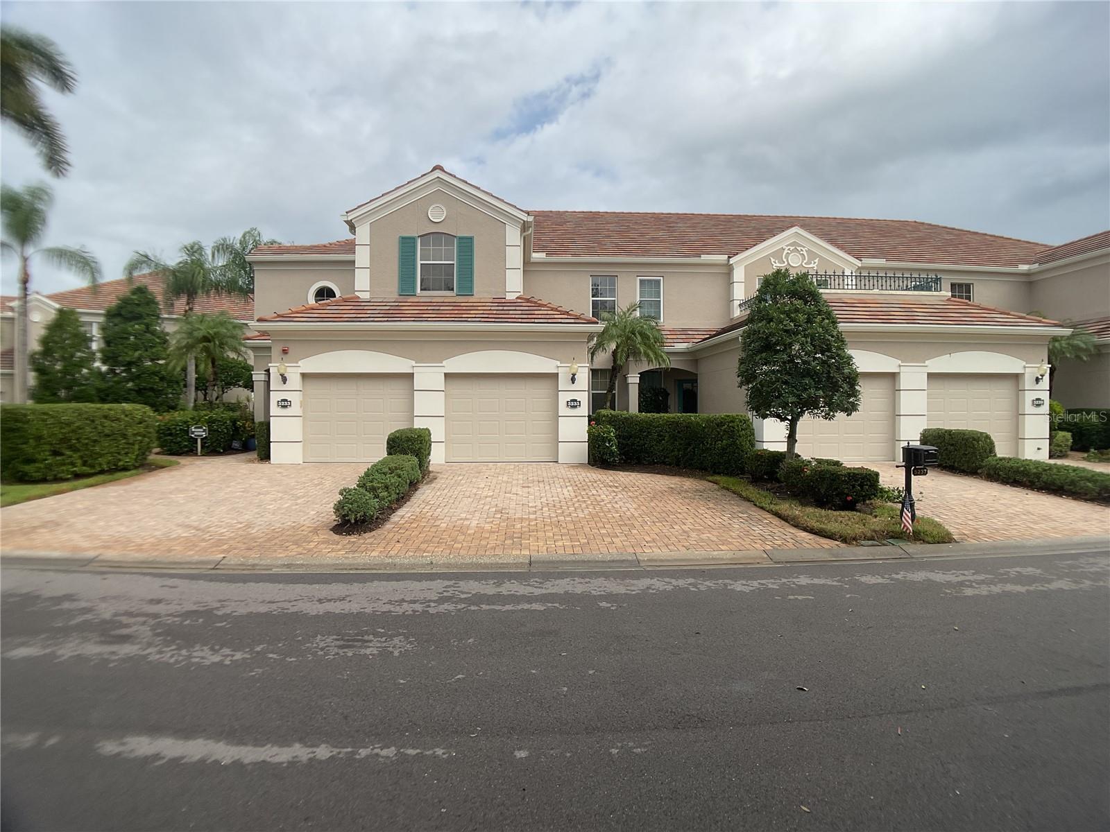 5235 PARISIENNE PLACE 101B28