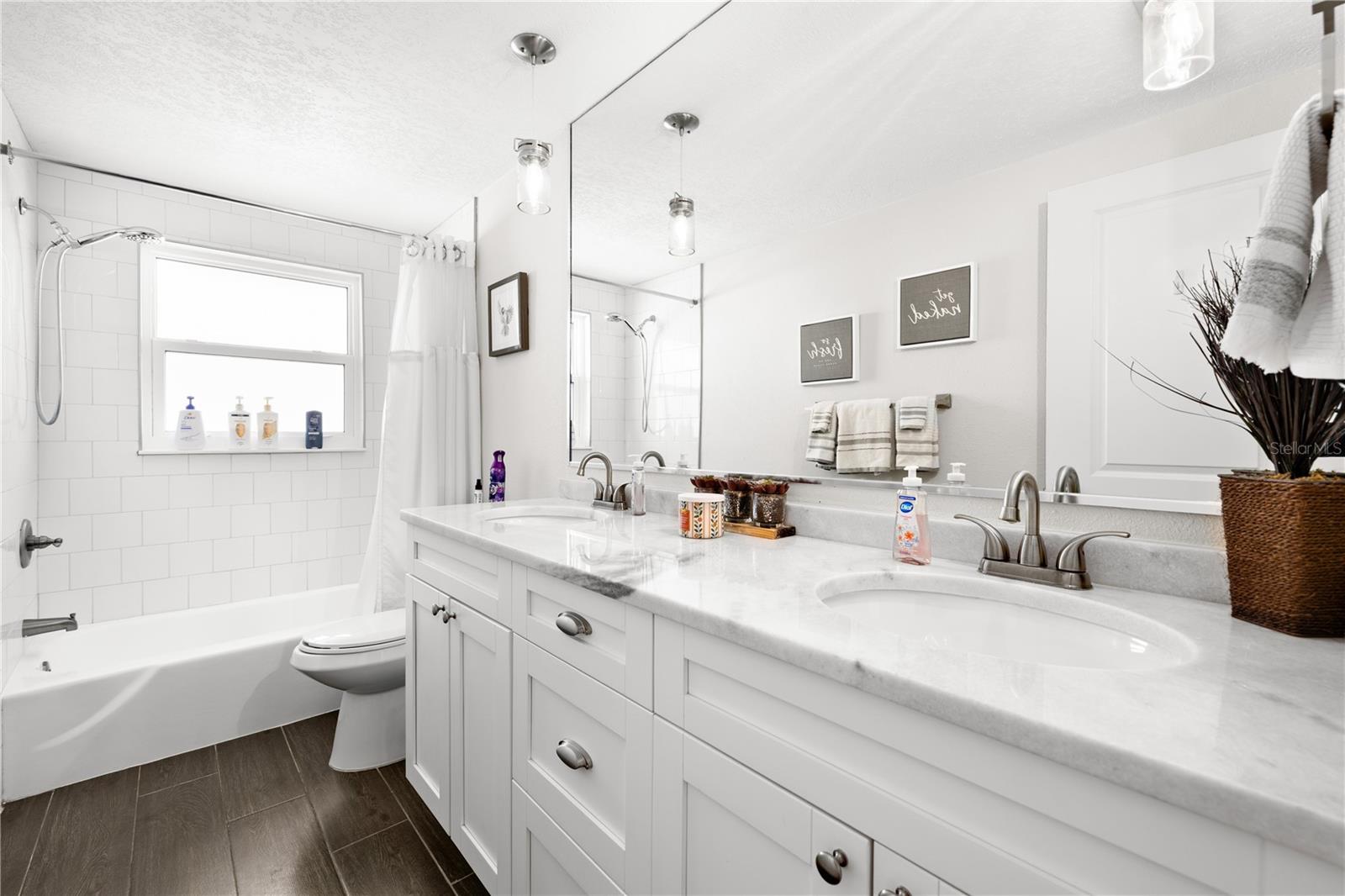 BAYWAY ISLES - Residential