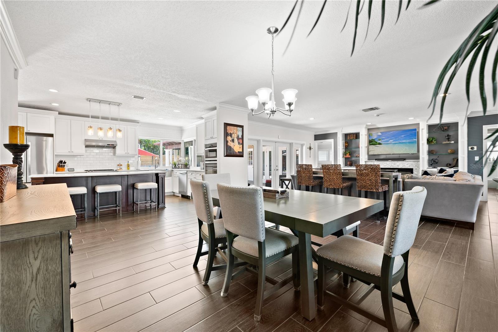 BAYWAY ISLES - Residential