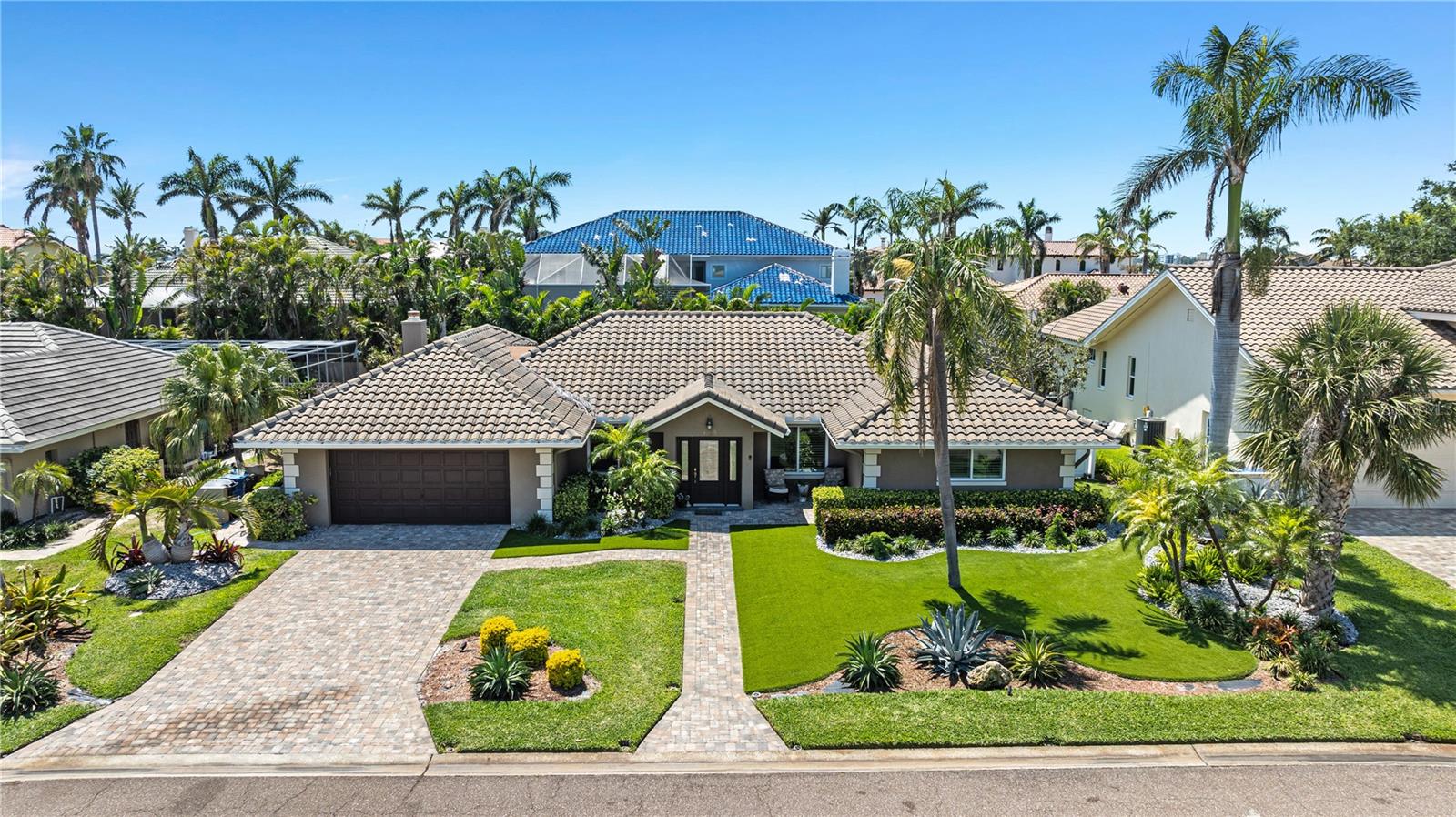 BAYWAY ISLES - Residential