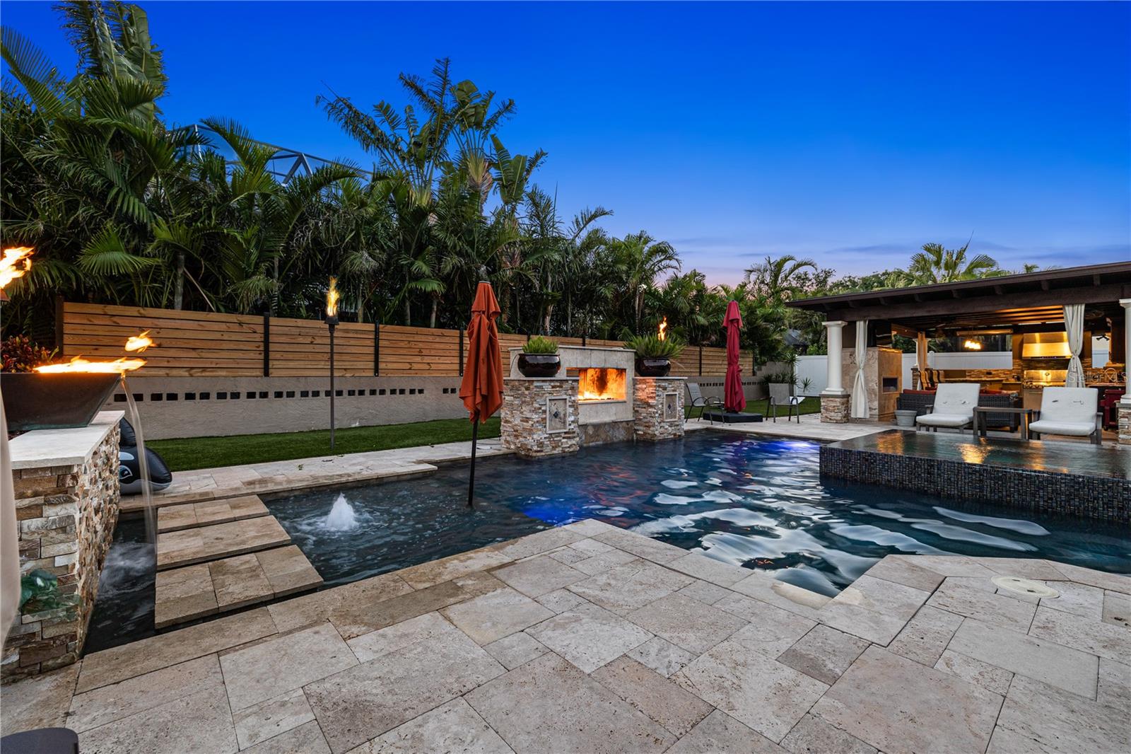 BAYWAY ISLES - Residential