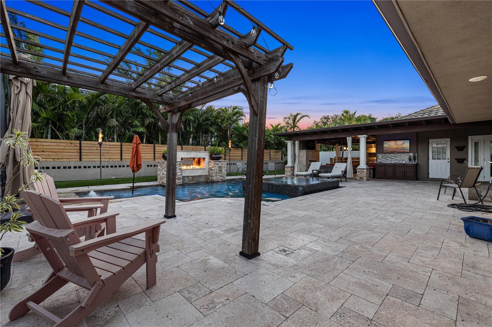 BAYWAY ISLES - Residential