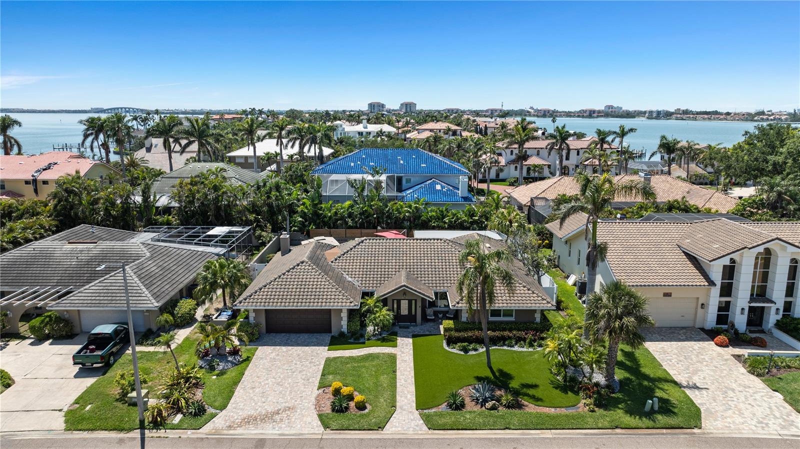 BAYWAY ISLES - Residential