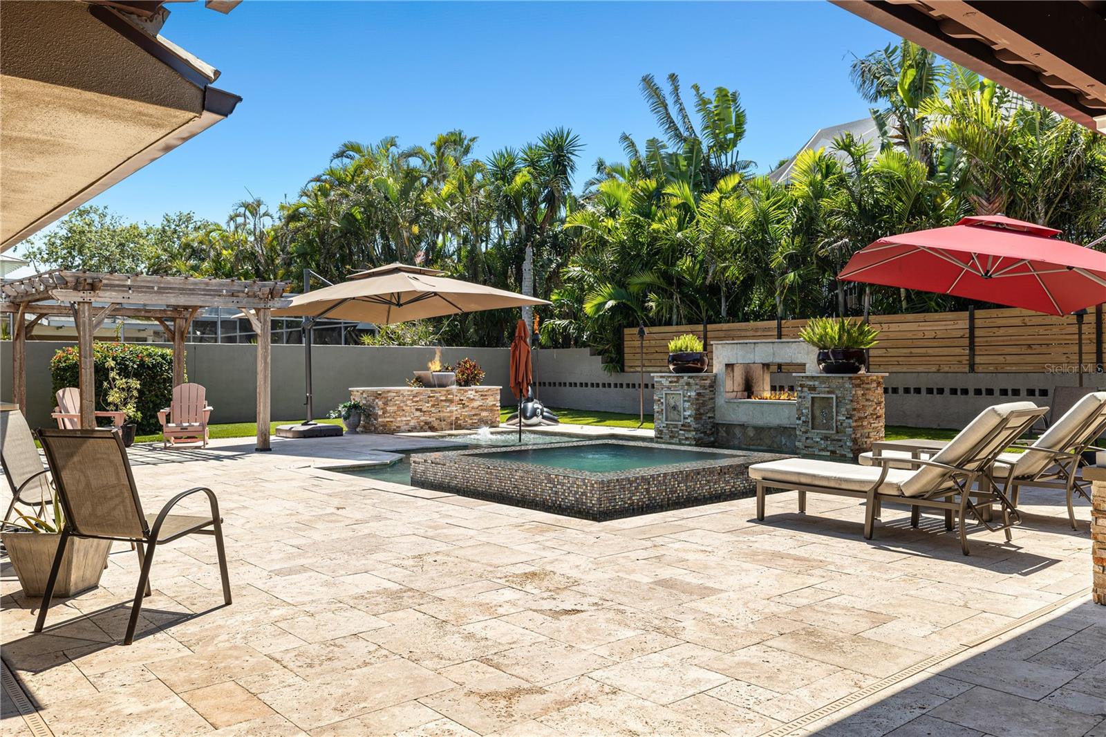 BAYWAY ISLES - Residential