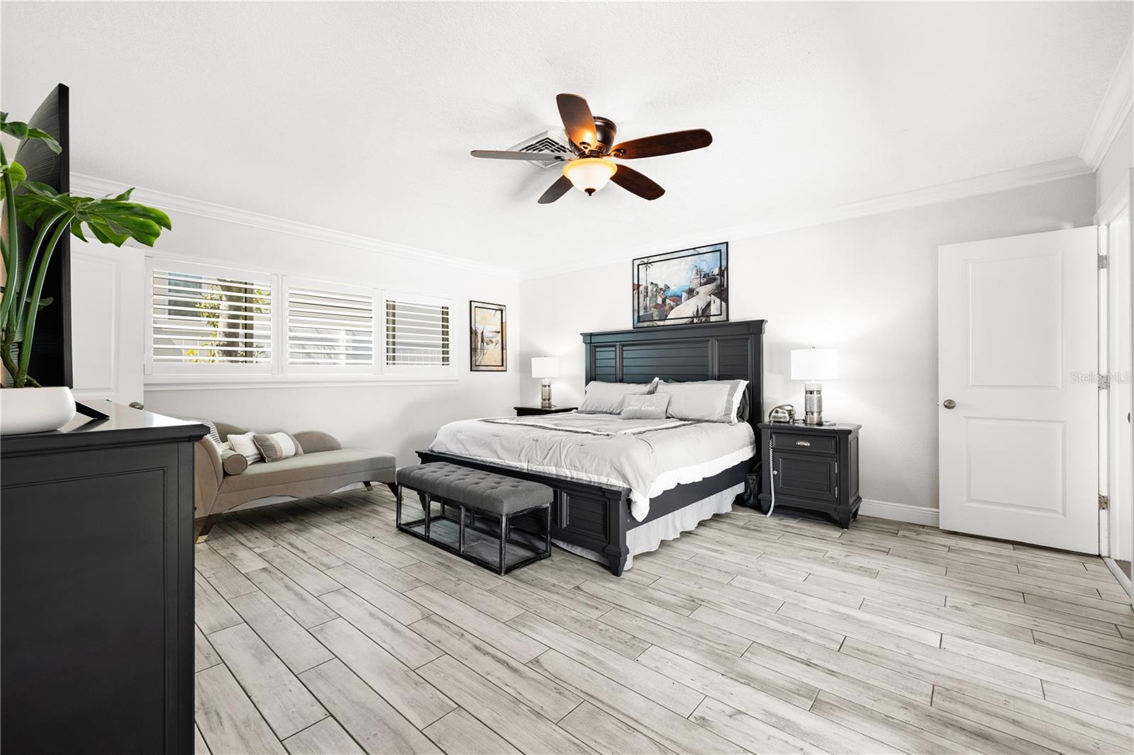 BAYWAY ISLES - Residential