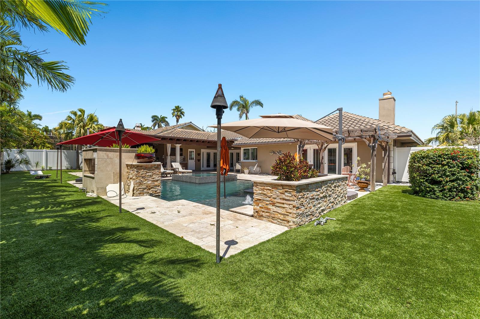 BAYWAY ISLES - Residential