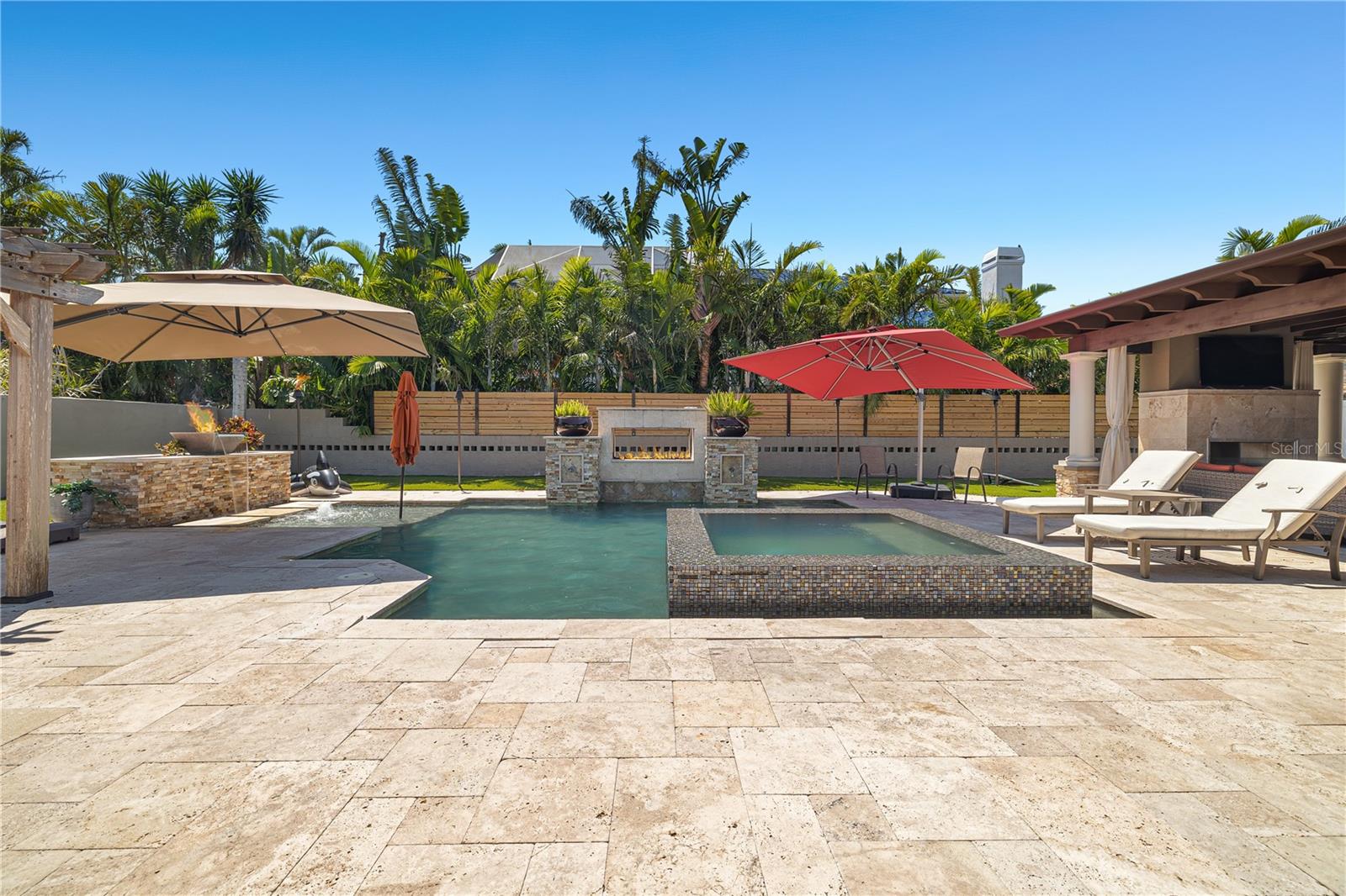 BAYWAY ISLES - Residential