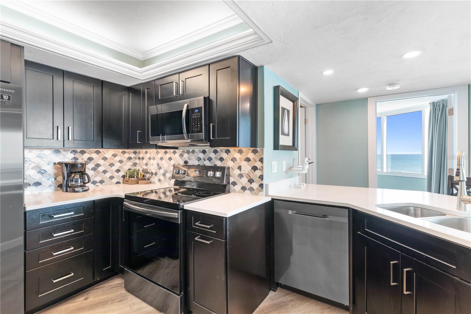 PECK PLAZA - Residential