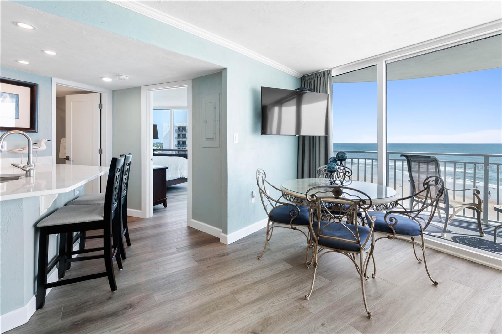 PECK PLAZA - Residential