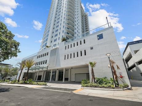 ALTURA BAYSHORE - Residential