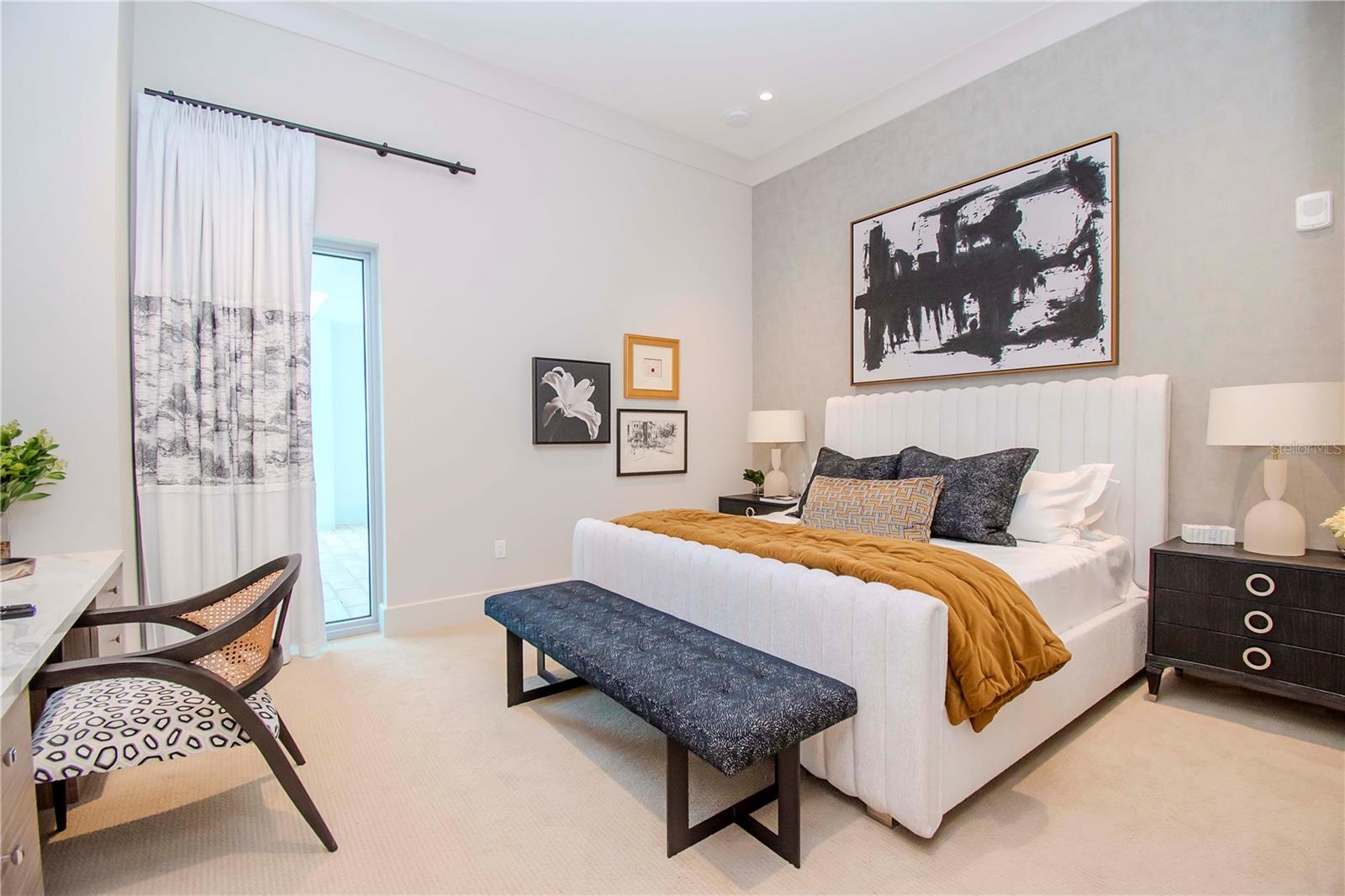 ALTURA BAYSHORE - Residential