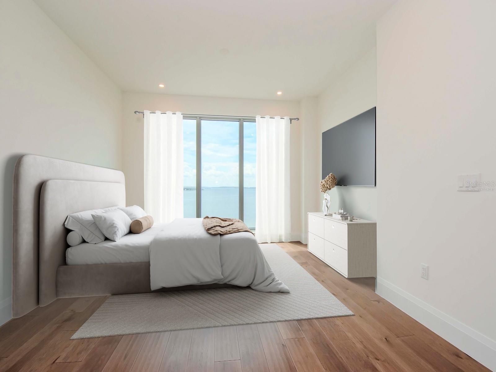 ALTURA BAYSHORE - Residential