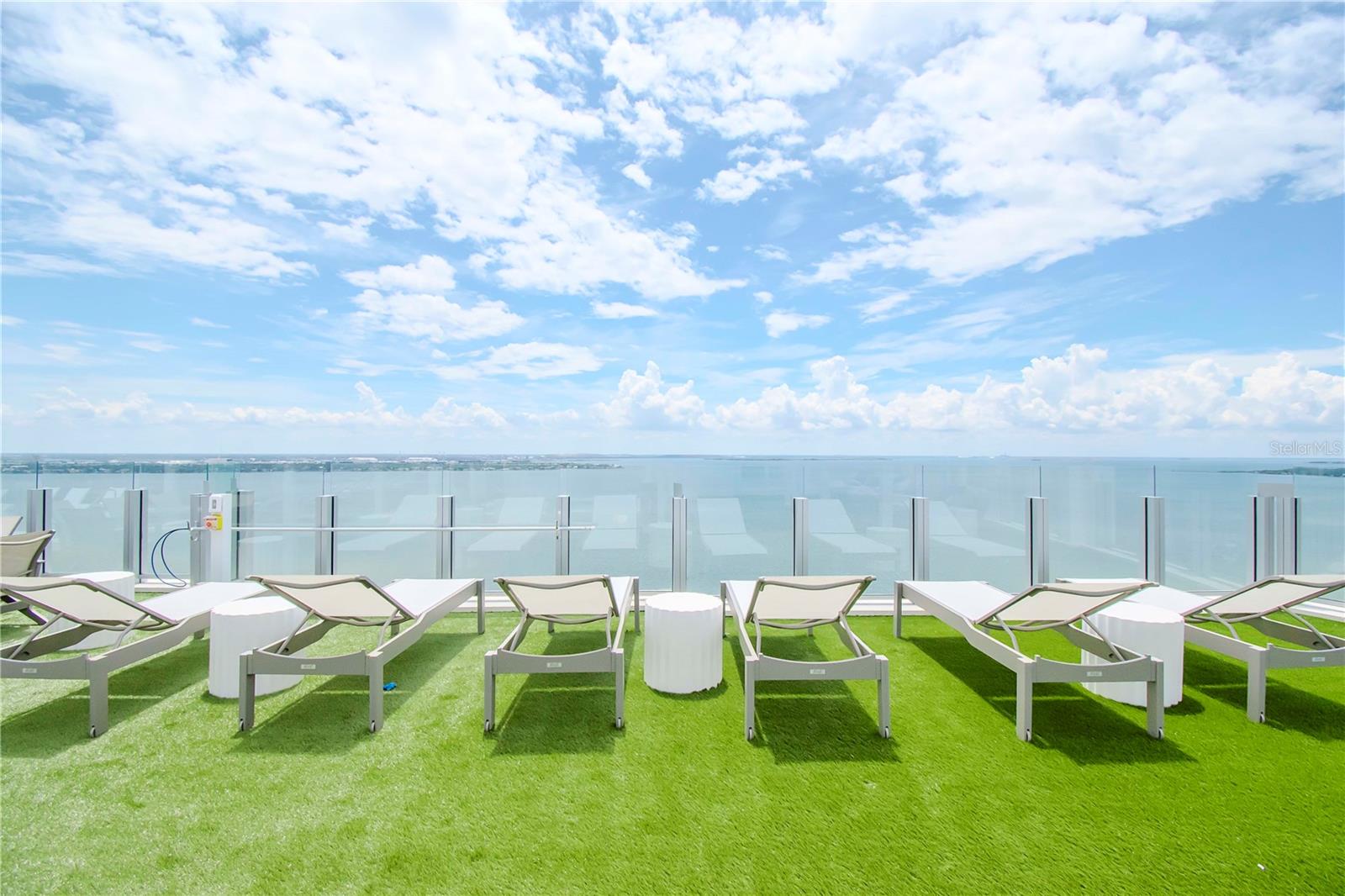 ALTURA BAYSHORE - Residential