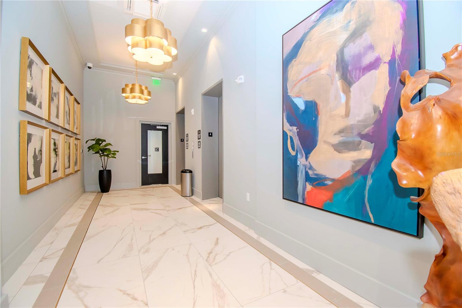 ALTURA BAYSHORE - Residential